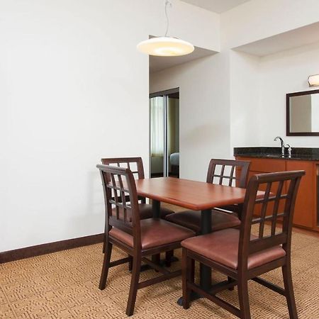 Hyatt Place Des Moines Downtown Exterior foto