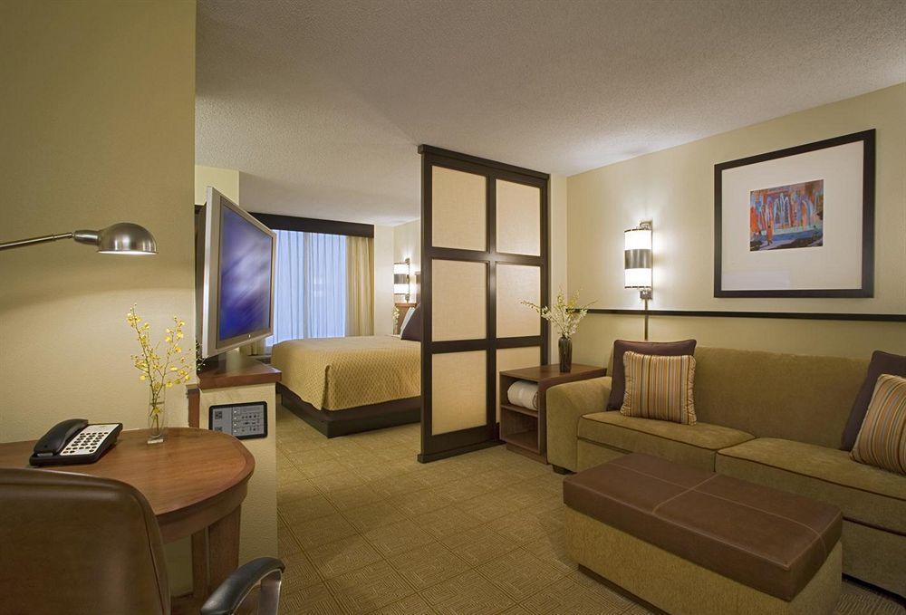 Hyatt Place Des Moines Downtown Zimmer foto